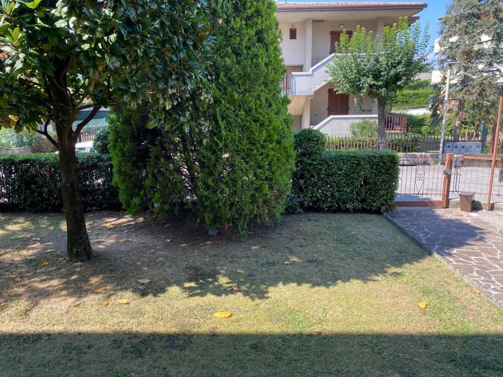 Vesna Apartment ديسينسانو ديل غاردا المظهر الخارجي الصورة